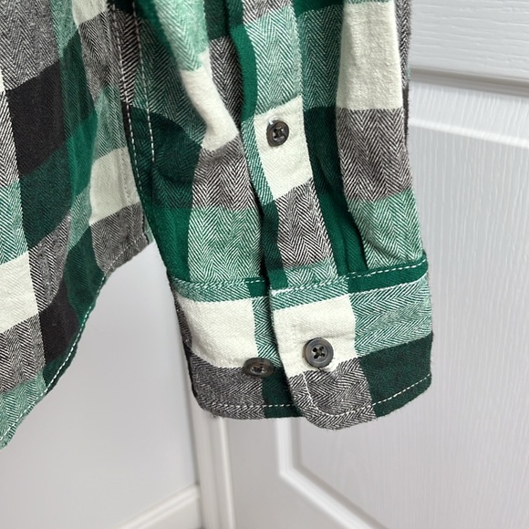 Faded Glory button-down flannel - Picture 5 of 13